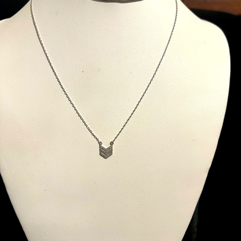 Dainty “Arrow” Silver Necklace- 16”